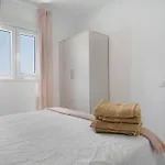 منزل ريفي Casita Perla *